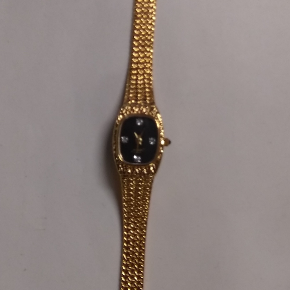 Used Xavier Women's Watch Black Face w Diamond